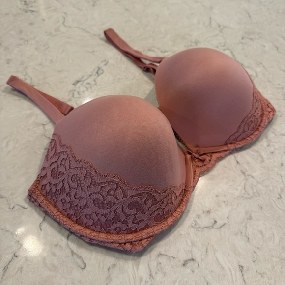 Victoria’s Secret Push-Up Bra - Blush Pink with Floral Lace Accents - 38DDD - Picture 13 of 13